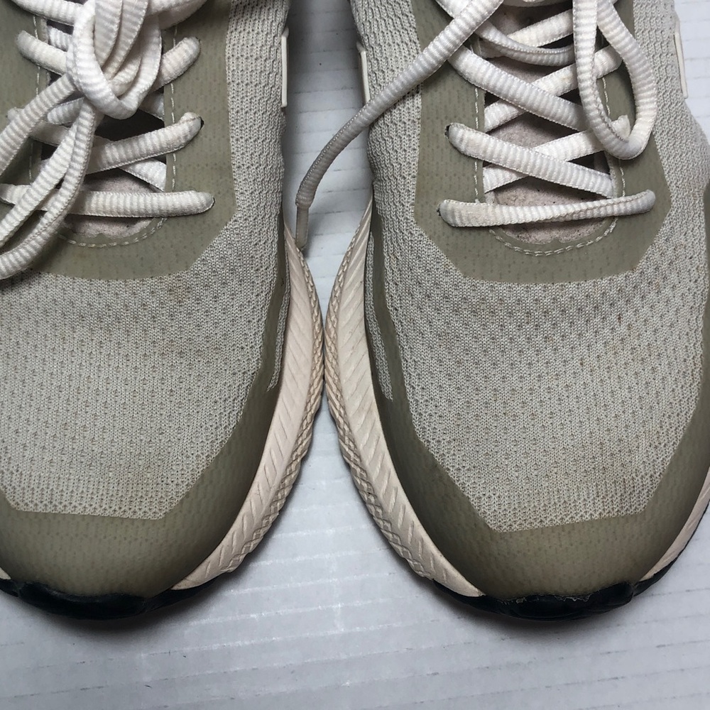 Veja Impala Mesh Sneakers Women’s size 9 - Picture 8 of 14